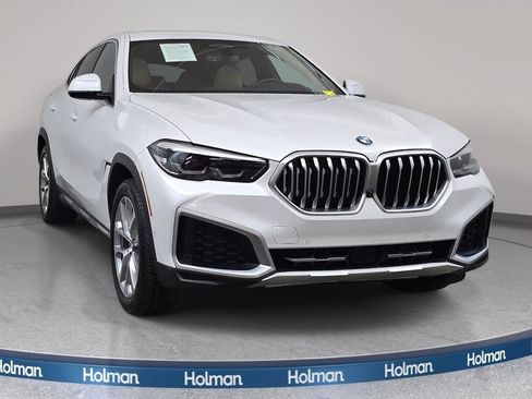 Used 2022 BMW X6 xDrive40i AWD/4WD image 3