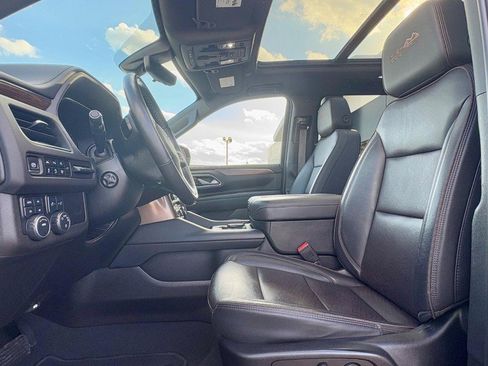 Used 2022 Chevrolet Suburban High Country image 34