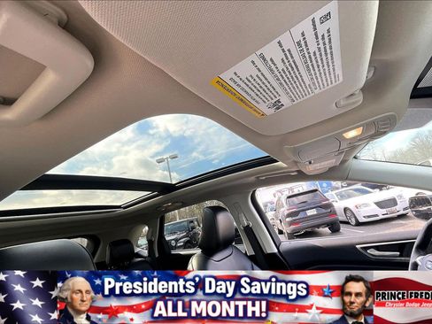 Used 2022 Ford Edge SEL w/ Convenience Package image 19