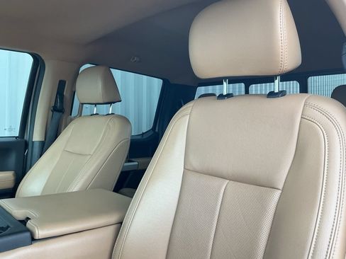 Used 2022 Ford F350 Lariat w/ Lariat Value Package AWD/4WD image 10