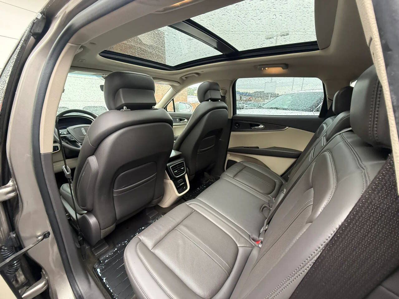 Used 2020 Lincoln Nautilus Reserve w/ Equipment Group 201A AWD/4WD image 12