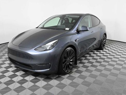 Used 2022 Tesla Model Y Performance AWD/4WD image 2