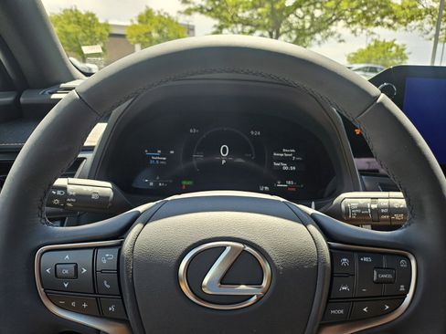 New 2026 Lexus UX 300h AWD image 11