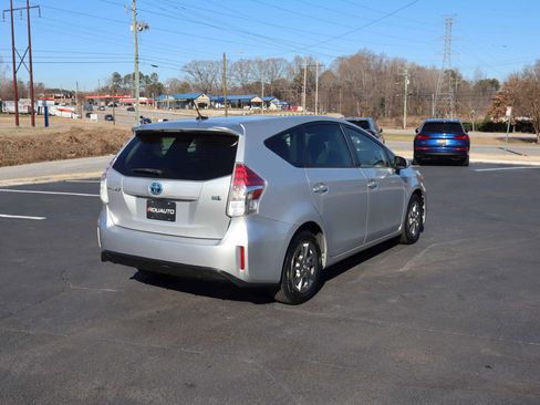 Used 2015 Toyota Prius V Four image 10