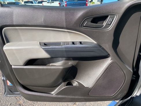 Used 2016 GMC Canyon 2WD Crew Cab w/ Convenience Package image 25