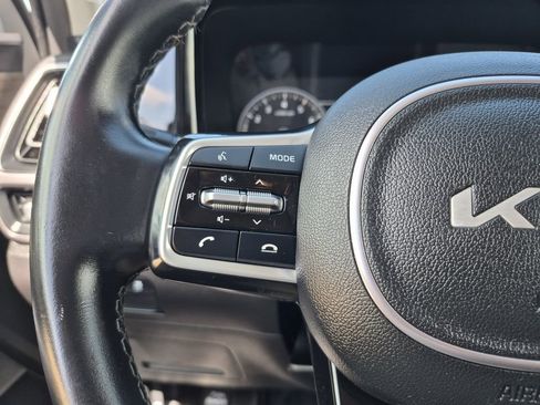 Certified 2023 Kia Sorento S AWD/4WD image 20