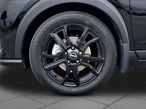 Used 2024 Nissan Kicks SR FWD image 11