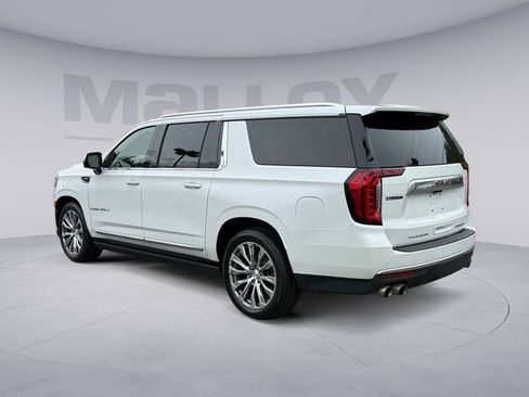 Used 2021 GMC Yukon XL Denali w/ Denali Ultimate Package AWD/4WD image 3
