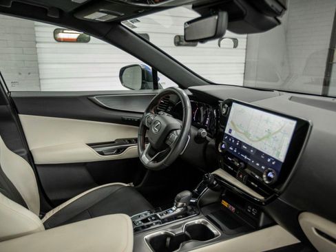 Used 2024 Lexus NX 300h AWD w/ Luxury Package image 15