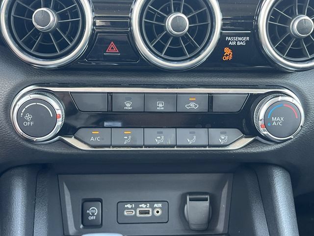 Used 2025 Nissan Sentra SV FWD image 21