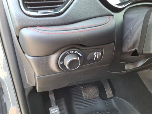 Used 2024 Dodge Durango GT image 21