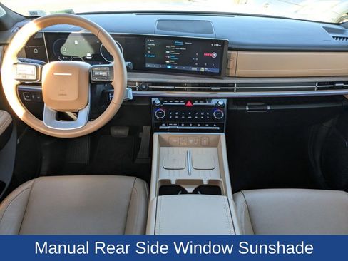 Used 2025 Hyundai Santa Fe Limited image 19