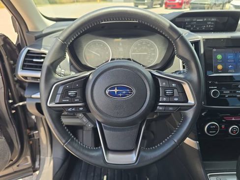 Used 2022 Subaru Forester Premium AWD/4WD image 25