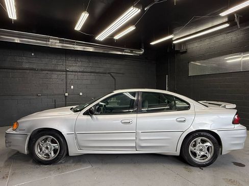 Used 2003 Pontiac Grand Am GT w/ SC/T Appearance Package FWD image 8
