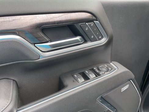 New 2026 Chevrolet Silverado 2500 LTZ w/ LTZ Premium Package AWD/4WD image 6