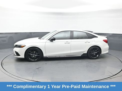 Used 2022 Honda Civic Sport image 2