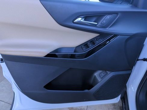 Used 2026 Chevrolet Equinox ACTIV w/ Safety and Technology Package AWD/4WD image 13