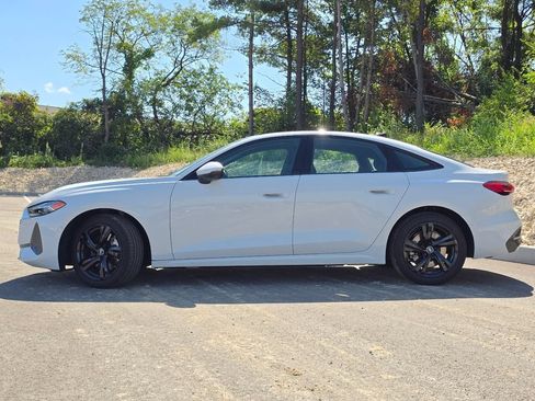 Used 2025 Audi A5 2.0T Prestige AWD/4WD image 3