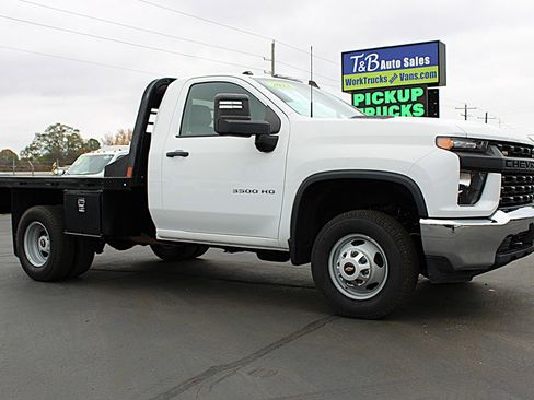 Used 2023 Chevrolet Silverado 3500 W/T image 3