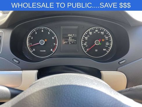 Used 2013 Volkswagen Jetta SE FWD image 23