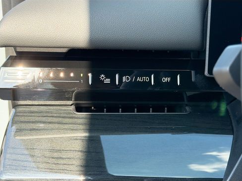 New 2026 BMW 530i w/ M Sport Package image 36