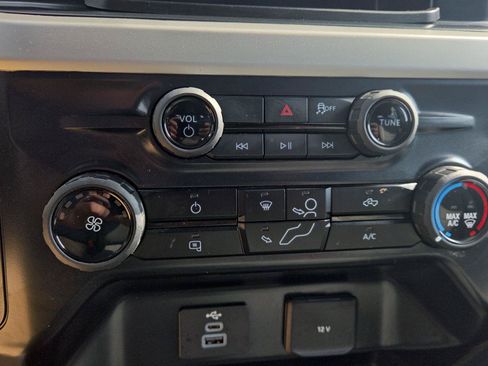 Used 2025 Ford F350 XLT AWD/4WD image 32