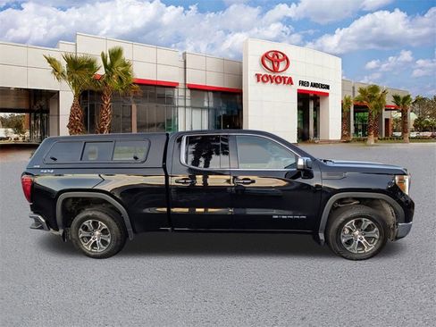 Used 2021 GMC Sierra 1500 SLE w/ LPO, GMC Protection Package image 3