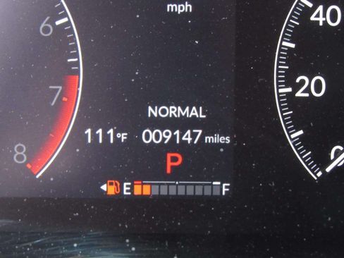 Certified 2025 Honda HR-V Sport image 27