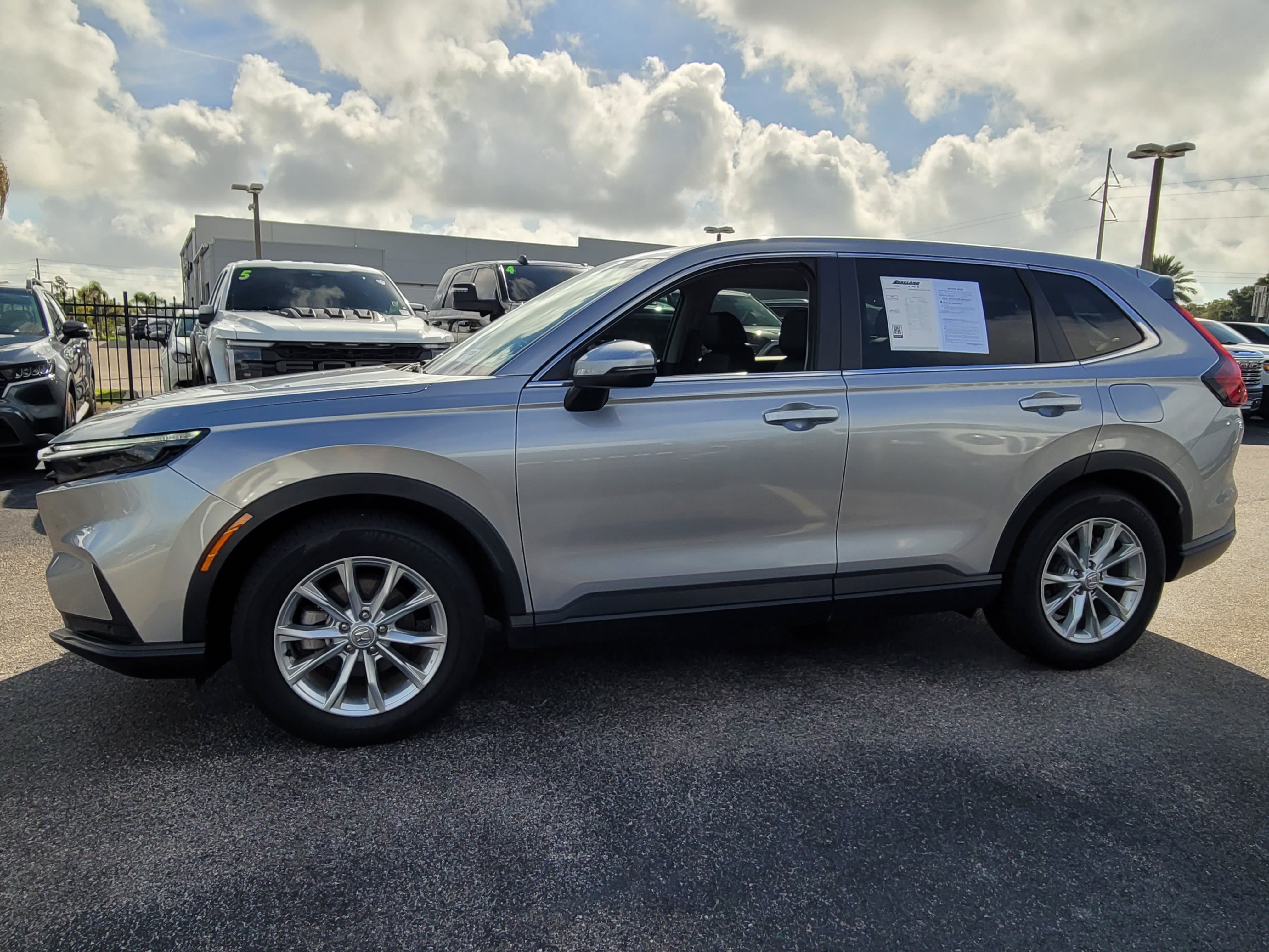 Used 2025 Honda CR-V EX-L image 7