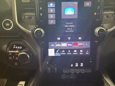 Used 2025 RAM 1500 Big Horn AWD/4WD image 28