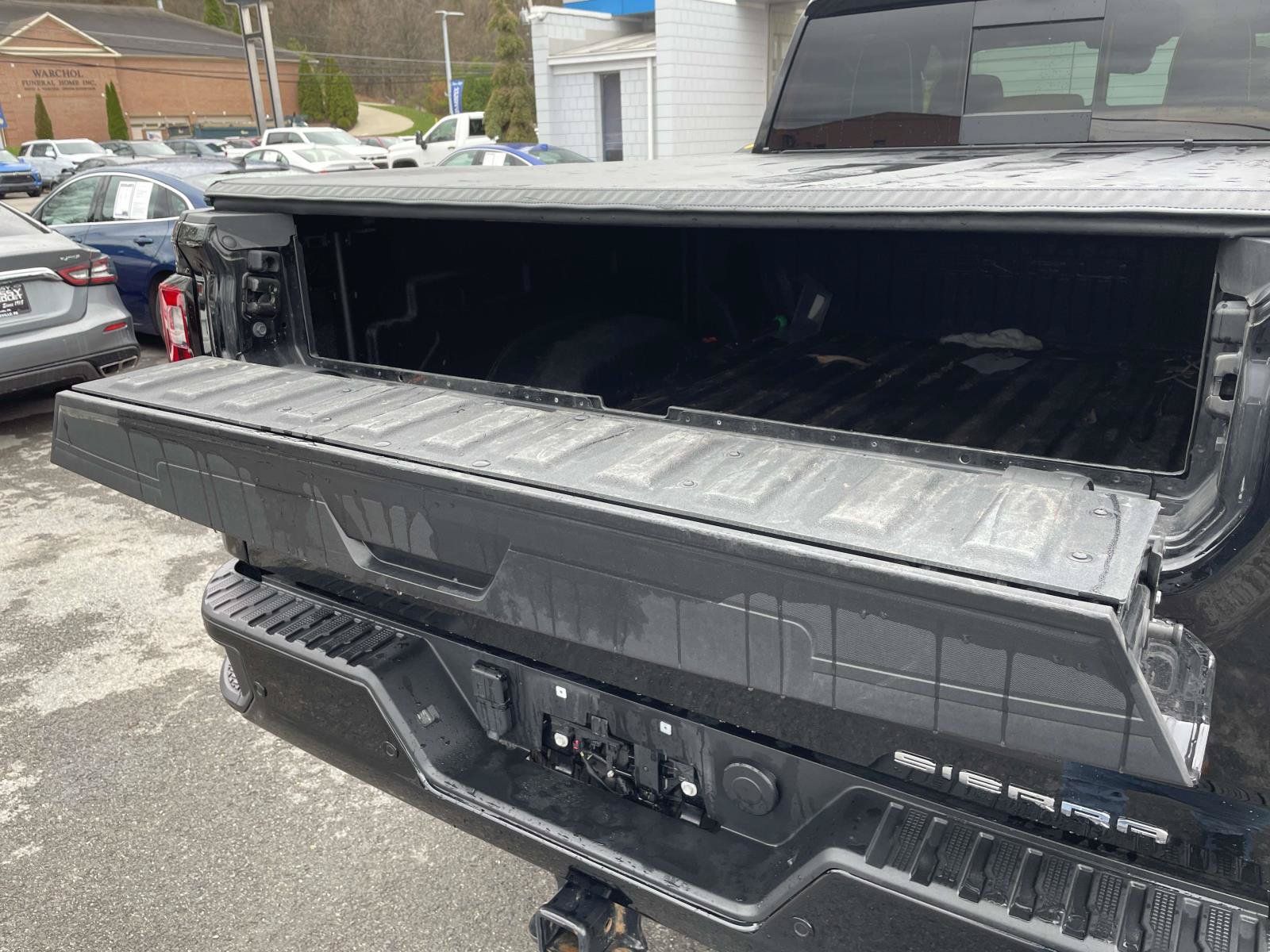 Certified 2024 GMC Sierra 2500 Denali Ultimate AWD/4WD image 18