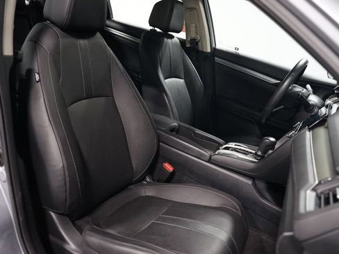 Used 2017 Honda Civic Touring image 27