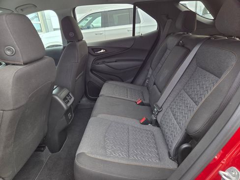 Used 2022 Chevrolet Equinox LT image 12