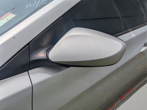 Used 2013 Hyundai Elantra GLS w/ Preferred Pkg FWD image 9
