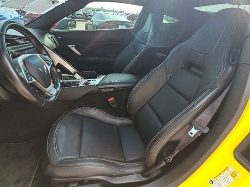 Used 2017 Chevrolet Corvette Z06 w/ Z07 Performance Package RWD image 21