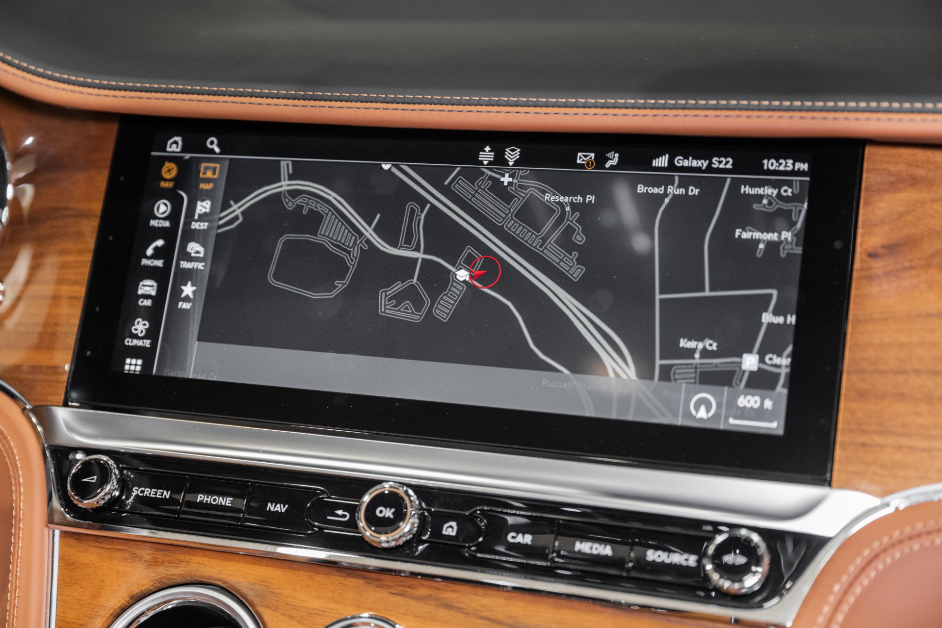 Certified 2024 Bentley Continental GT V8 AWD/4WD image 31