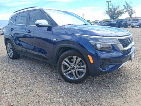 Used 2021 Kia Seltos S AWD/4WD image 4