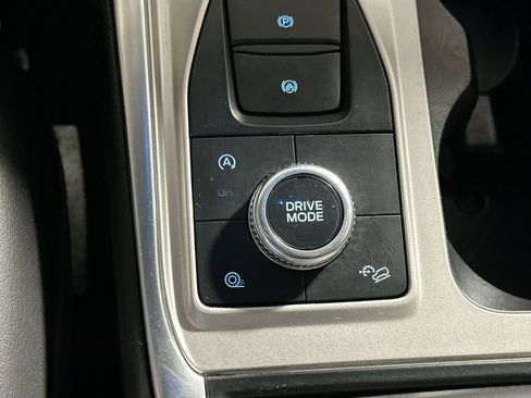 Used 2021 Ford Explorer XLT w/ Equipment Group 202A image 28