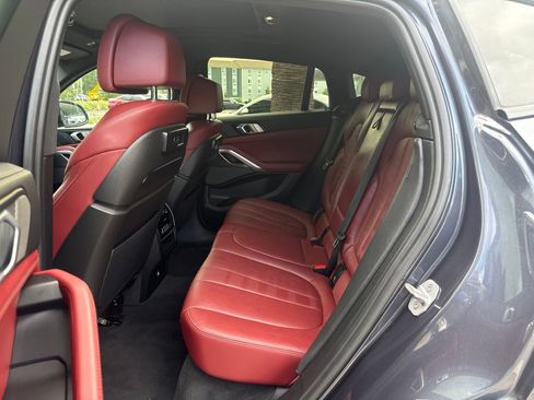 Used 2020 BMW X6 M50i AWD/4WD image 3