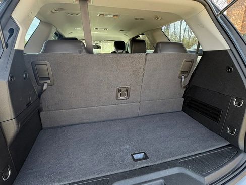 Used 2016 GMC Acadia SLT image 25