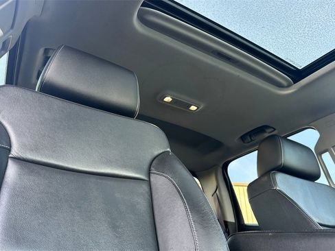 Used 2017 Chevrolet Silverado 2500 LTZ image 17