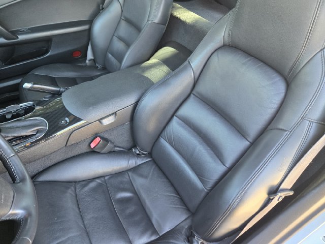 Used 2011 Chevrolet Corvette Coupe w/ 1LT RWD image 30