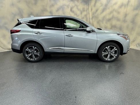 Used 2025 Acura RDX SH-AWD w/ Technology Package image 9