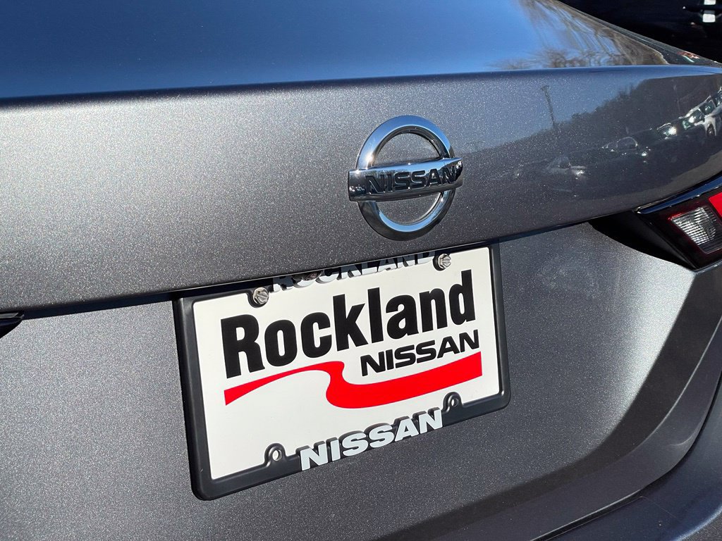Certified 2022 Nissan Sentra SV w/ All-Weather Package FWD image 38