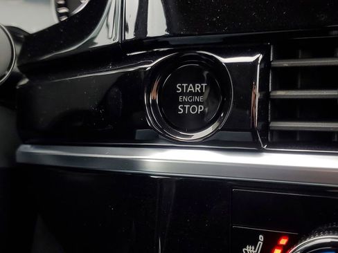 New 2025 Nissan Pathfinder SL image 19