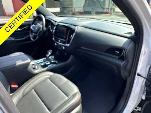Used 2023 Chevrolet Traverse RS AWD/4WD image 27