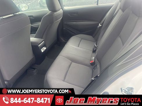 Used 2026 Toyota Corolla LE image 3