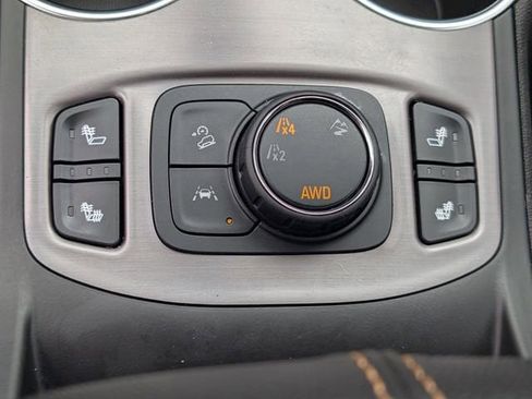 Certified 2024 GMC Terrain AT4 w/ Infotainment Package II AWD/4WD image 21