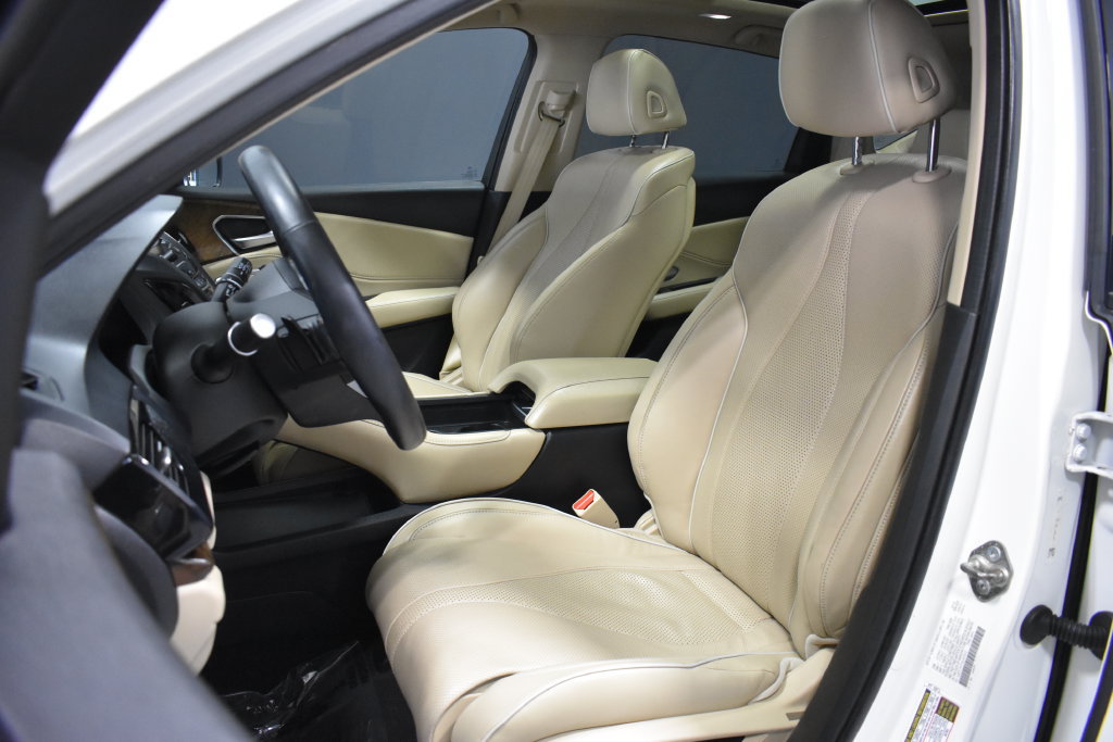 Used 2019 Acura RDX w/ Advance Package FWD image 5