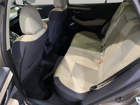 Used 2021 Subaru Outback Premium image 17